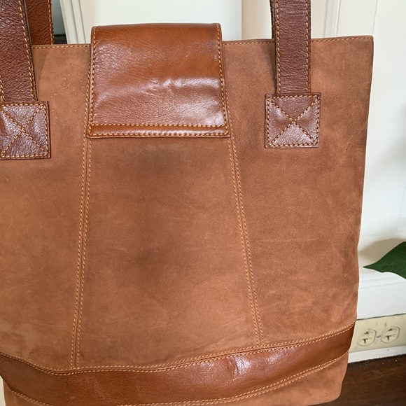 Balenciaga - Picture 10 of 15